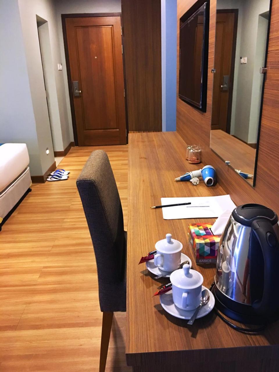 Hotel Azure Yangon Exterior foto